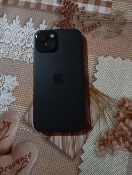 Iphone 15 simplu