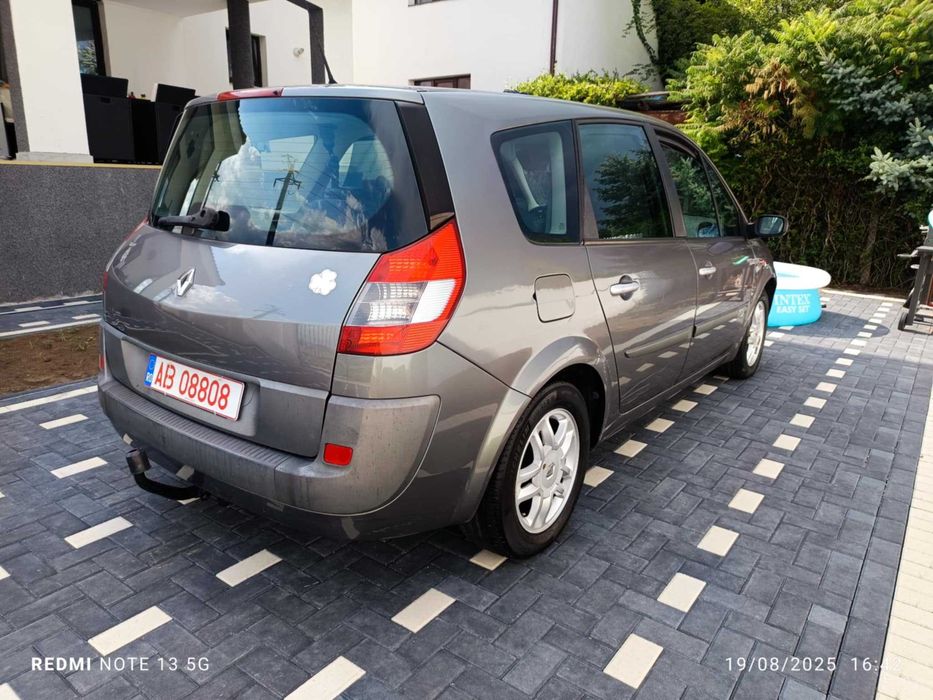 Renault Grand Scenic 1.5 dci 7 Locuri