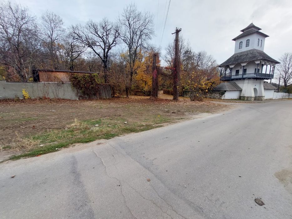 Teren lângă conacul Belu Urlati Prahova