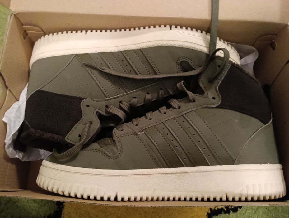 Adidas обувки   .