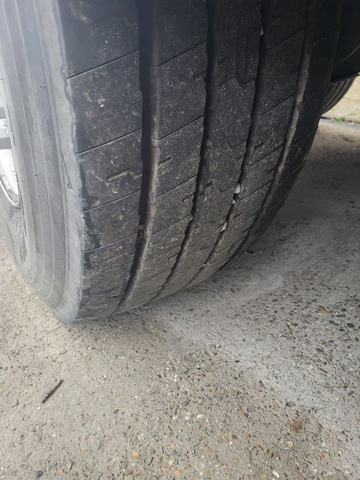 Semiremorcă 55m³ cereale 2024  Mega Light| Stare impecabilă
Semiremo