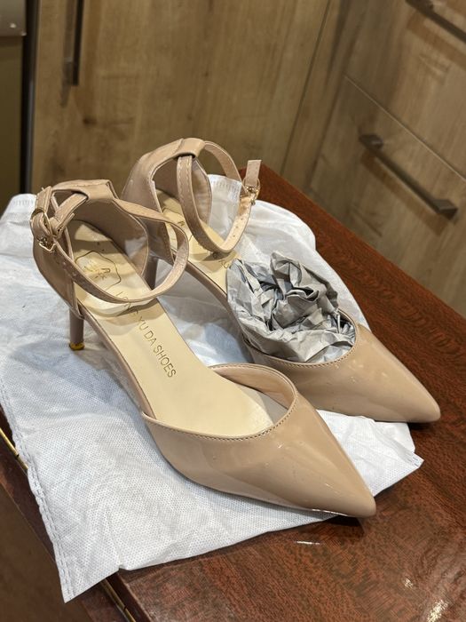 Продам туфли женсике