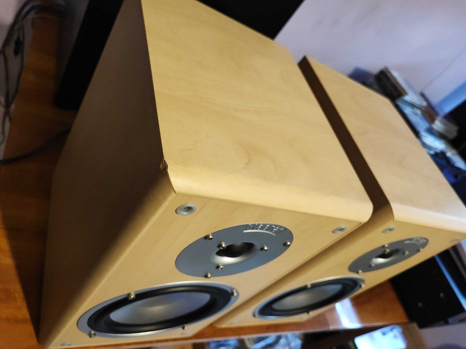 boxe Magnat Motion 220 superbe sunet parfum