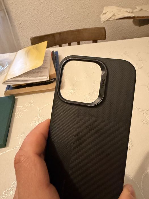 Кейс Benks за iphone 16 pro