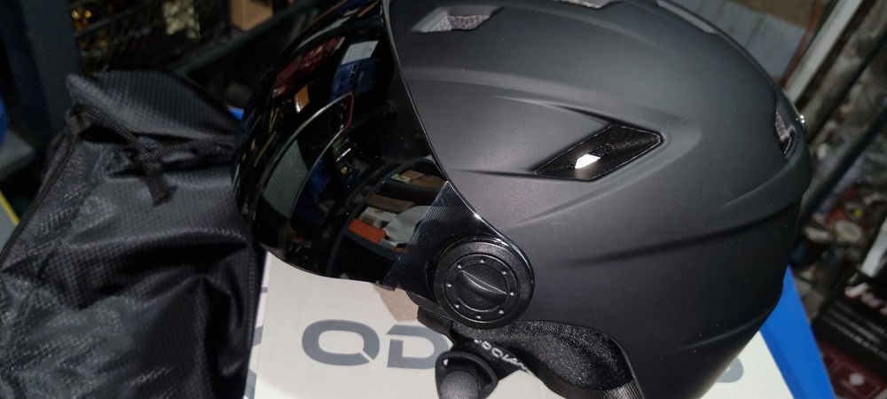 Casca Schi Odoland cu Vizor Integrat - NOUA - Marime M (55-58cm)