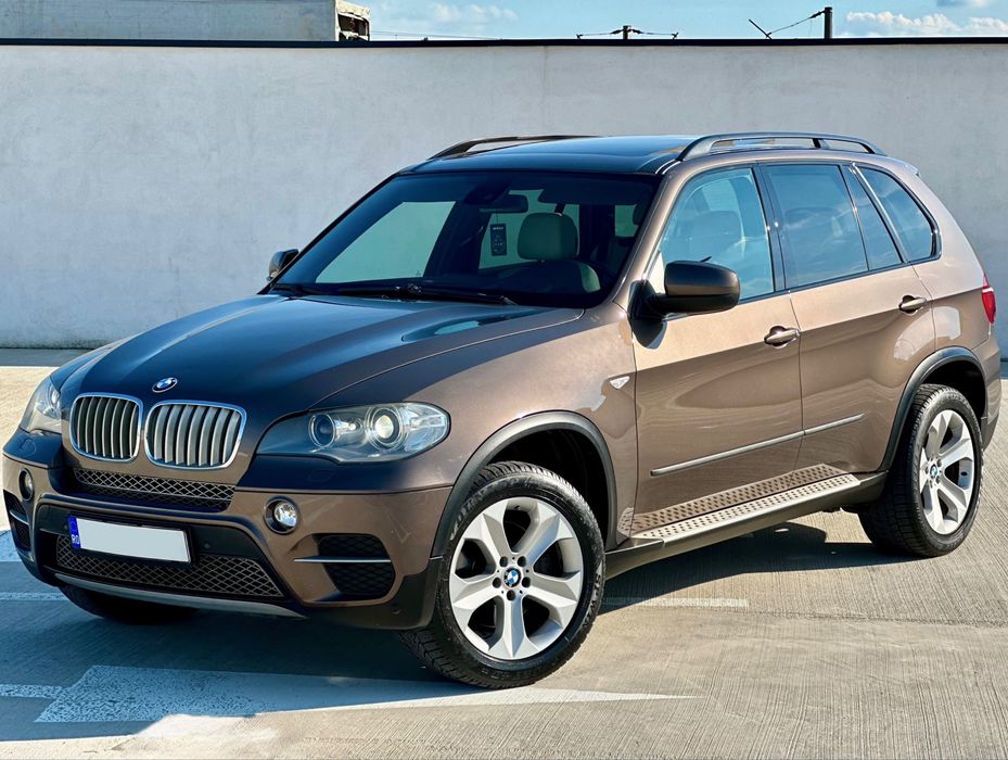 BMW X5 3.0d 2011 Panoramic / Lane Assist / Head up