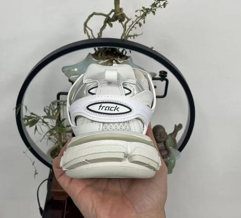 Balenciaga Track oferta