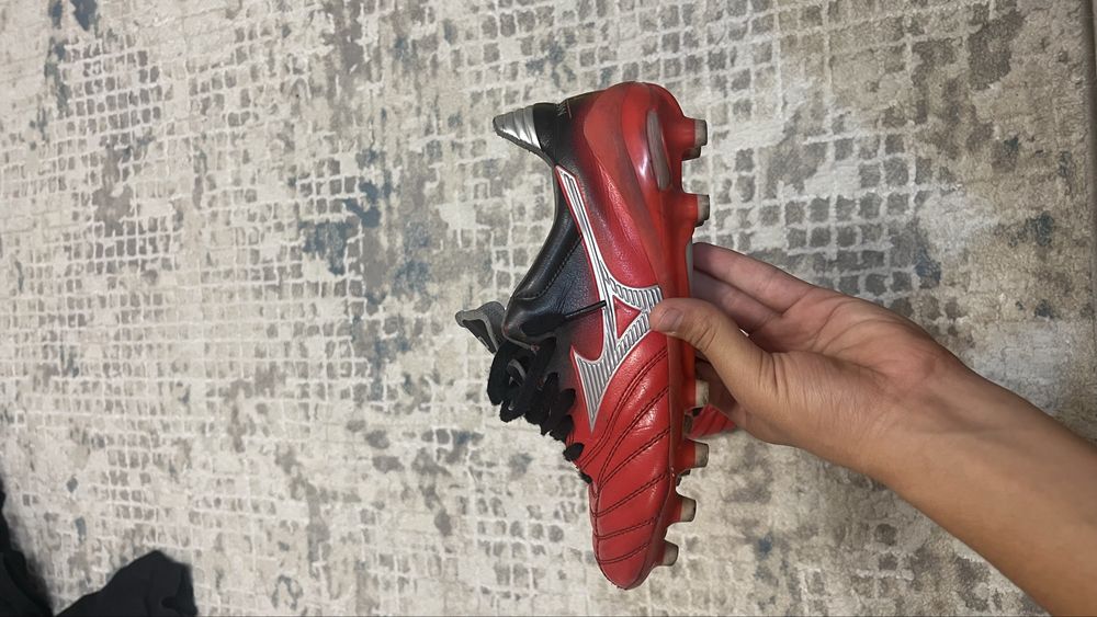 Бутсы mizuno 39 размер