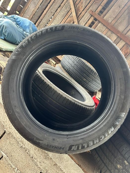 Anvelope în stare foarte bună