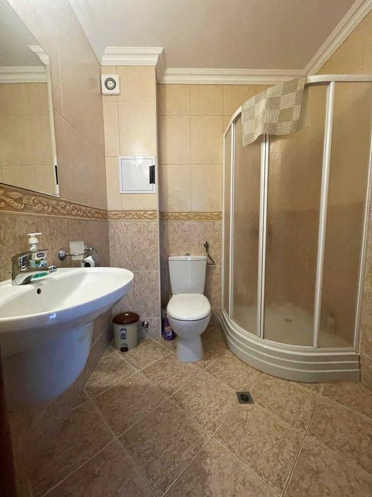 Тристаен апартамент в к-с Етъра 1,Първа линия,Фронтална гледка море