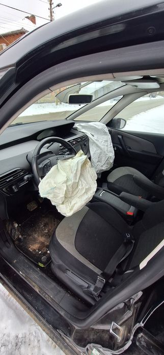 На части Citroën C4 Picasso 2014 г.