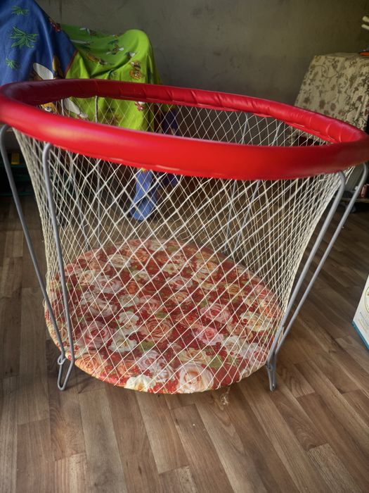 Продам манеж сетчатый