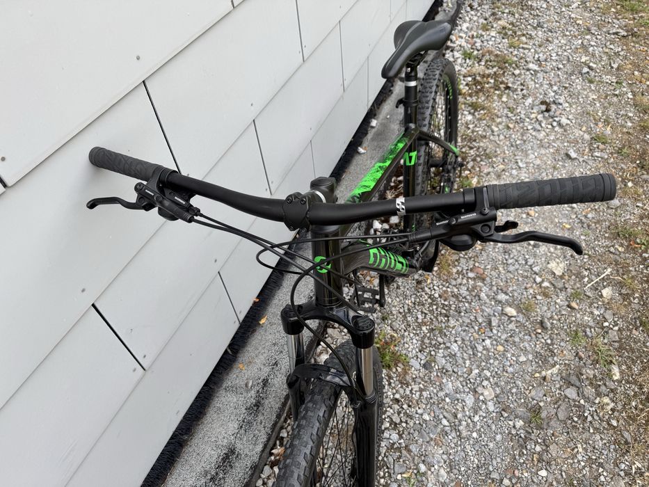 Bicicleta Ghost Kato 27.5, frane hidraulice Shimano, servisata recent