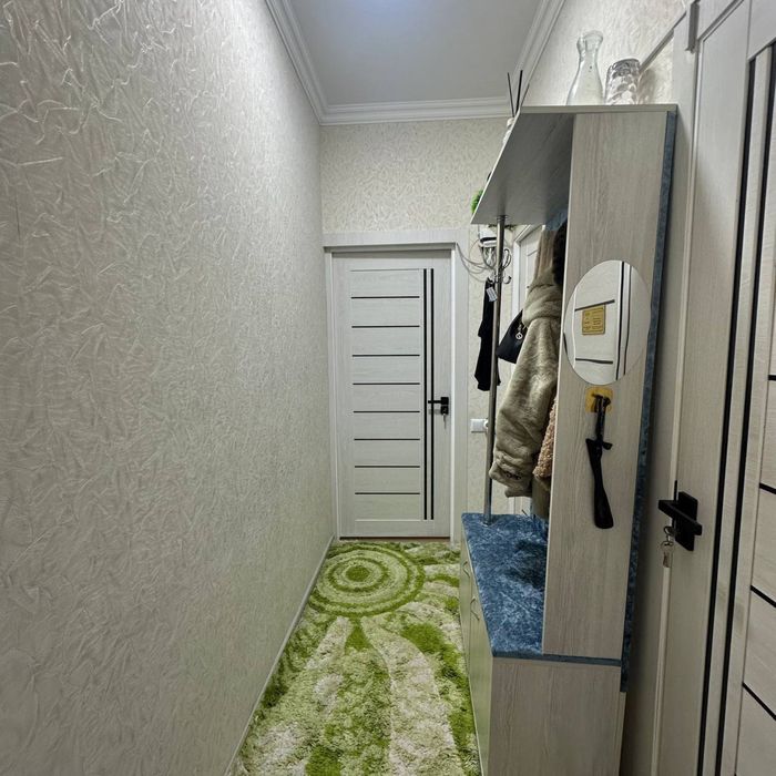 Срочно Продаётся 2в3 комнатная квартира Авиасозлар-3 1-етаж