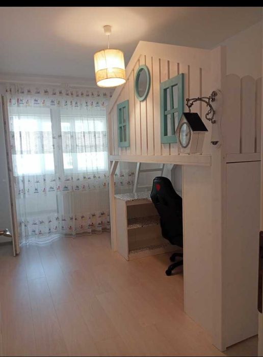 Închiriez apartament Fiald