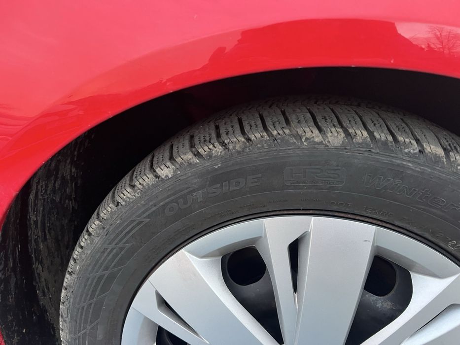 Продавам Volkswagen Passat