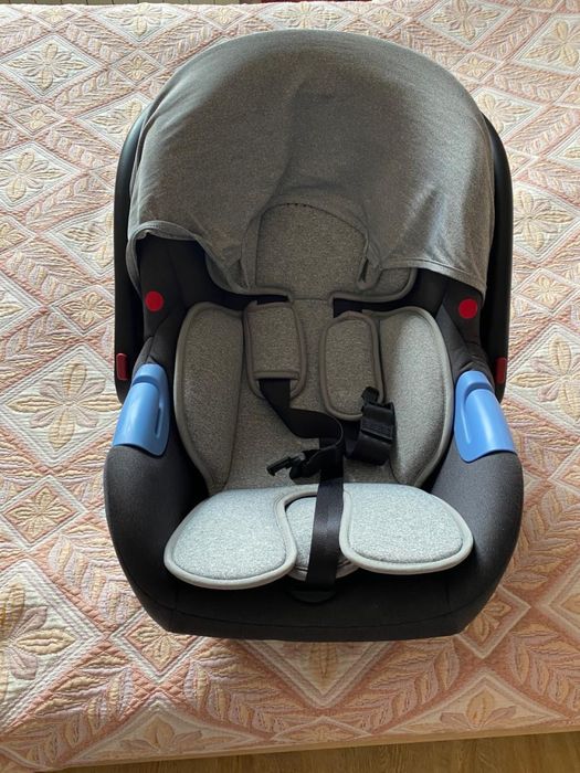 Продам автокресло