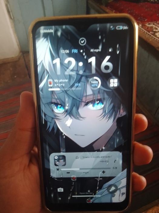 Redmi 8   64/4  ekran sensr almawgan naxt 600bo'lishi