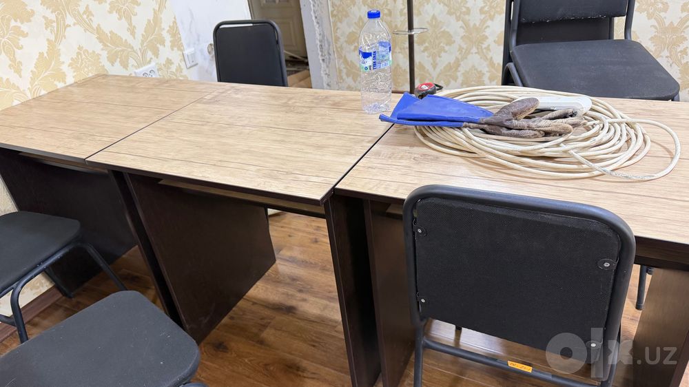 Парты и стулья ученические