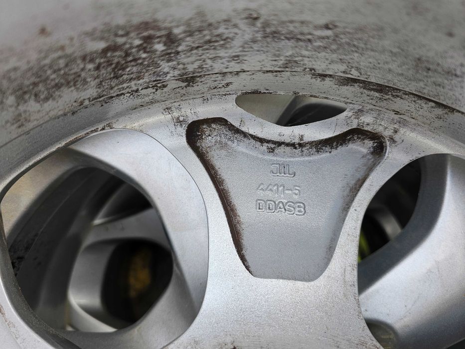 Jante Ford 7Jx16H2 (R16)