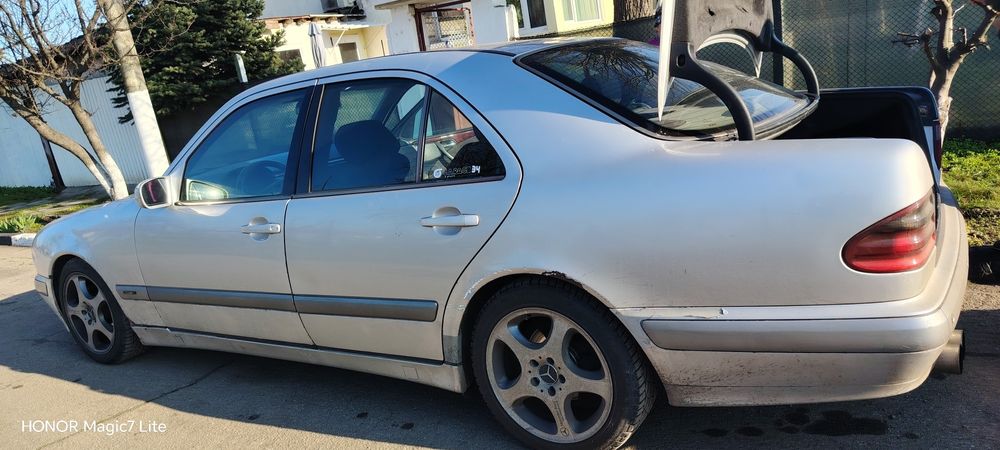 Мерцедес 2,2 цди