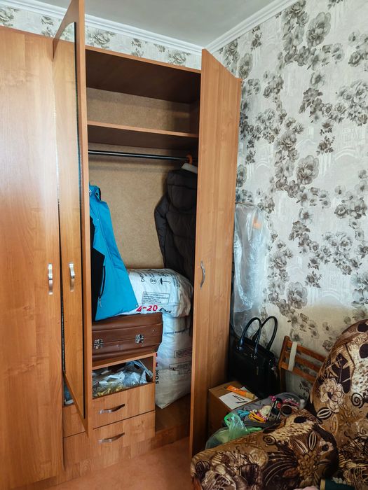 Продам шкаф для одежды