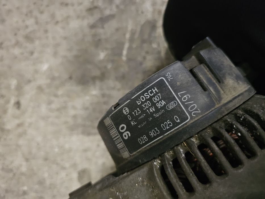 Alternator Seat Toledo 1.9 diesel AHU 66kw 028903025Q 0123320007 90A