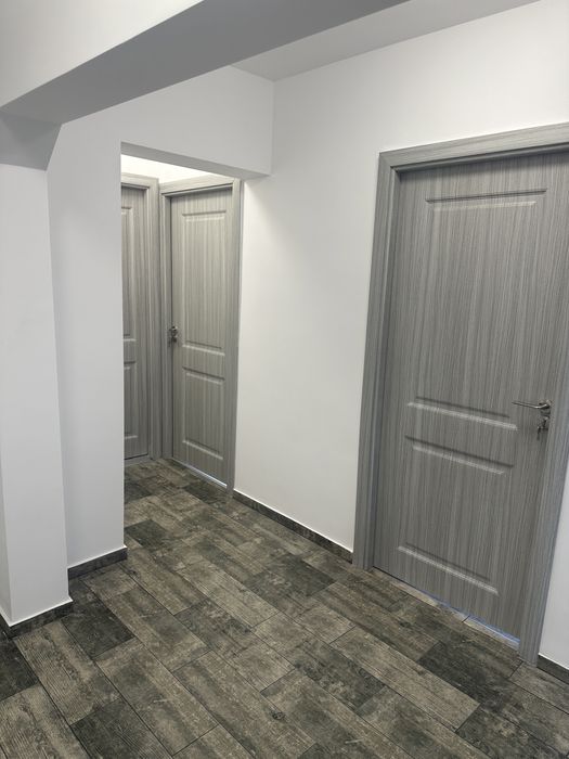 Apartament decomandat Radu negru  renovat total