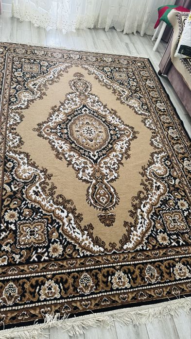 Ковер 2 на 3 продам