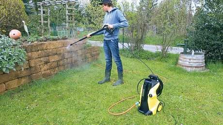 Intretinere spatii verzi, gazoane, curti, curatare cu presiune