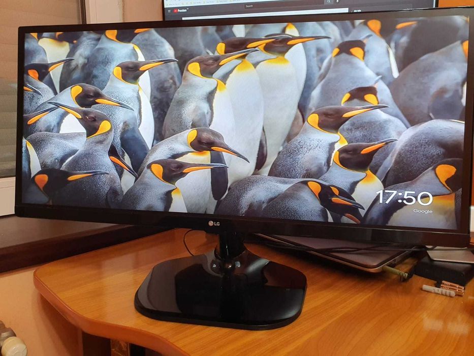 Monitor LED IPS LG 25" – model 25UM58-P – stare foarte bună