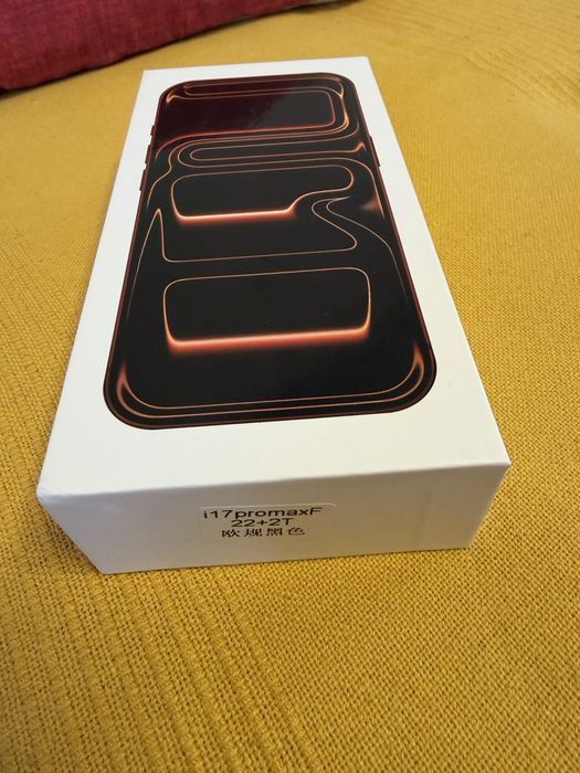 Android мобилен телефон
