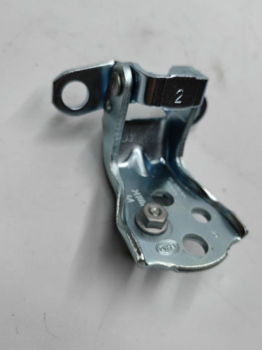 BYD Eshikning tepa petlyasi BYD верхняя петля двери