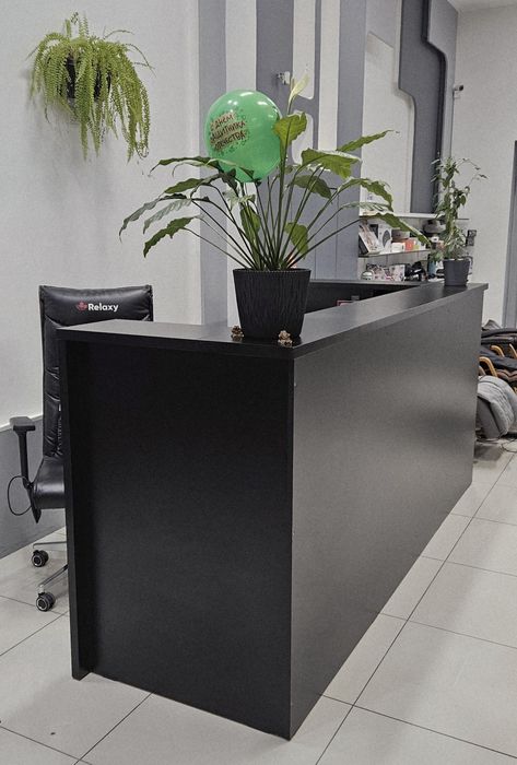 Ресепшн угловой чёрный