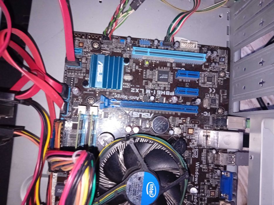 Гейминг компютер DELUX