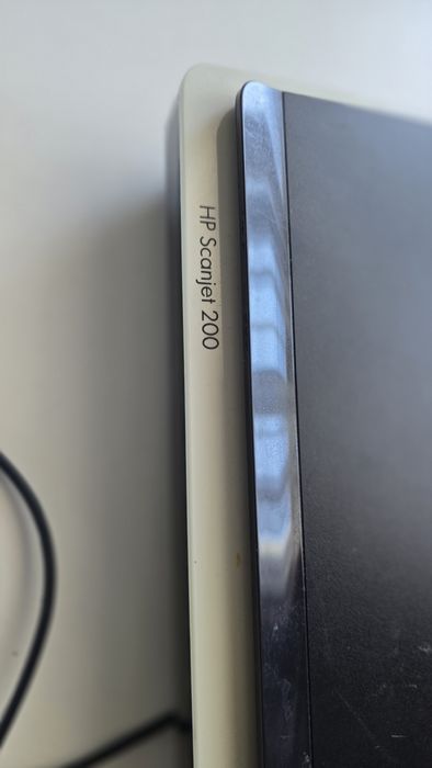 Сканер HP Skanjet200