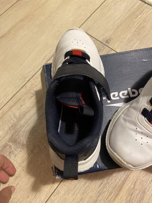 Reebok băieți mar 28