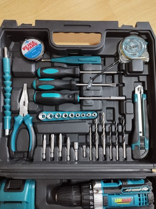 Set Bormasina/Filetanta cu 2 acumulatori