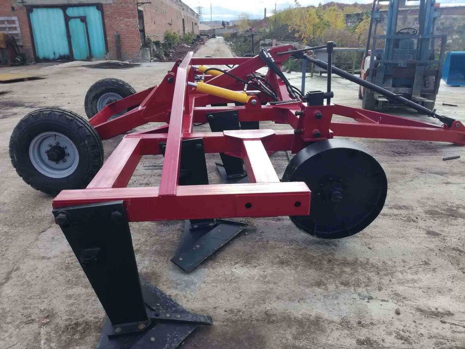 Плоскорез глубокорыхлитель ПГП-7