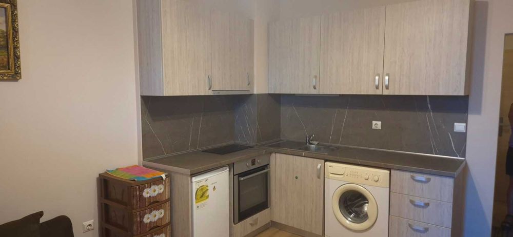 Дава се под наем Едностаен апартамент в София, Студентски град - 40 кв.м за 408 € - Снимка #2