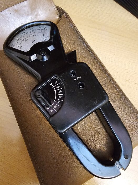 Токовые клещи СССР