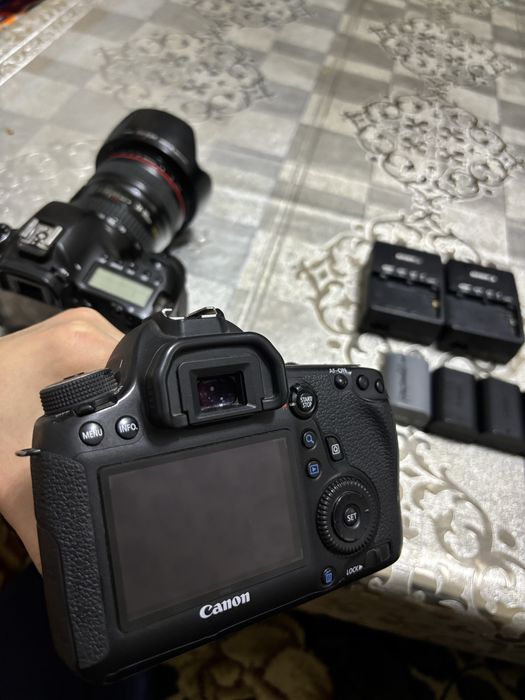 CANON 6d lar sotiladi