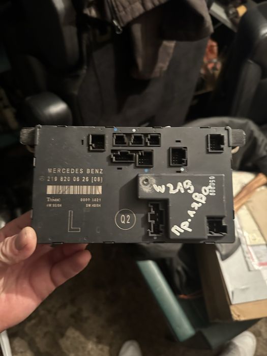 Модул предна лява врата Mercedes cls W219