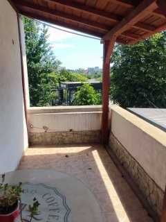 Proprietate cu pozitie centrala