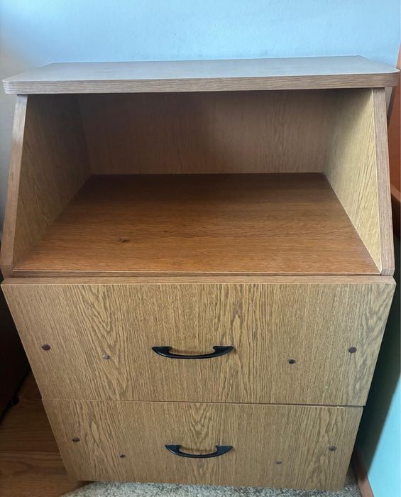 Noptiera lemn Ikea
