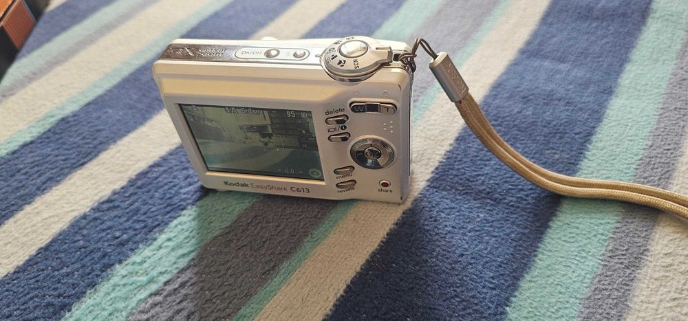 aparat foto Kodak data si ora