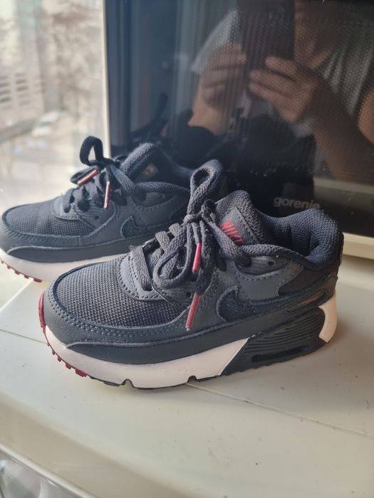 Nike air max детски 27 номер
