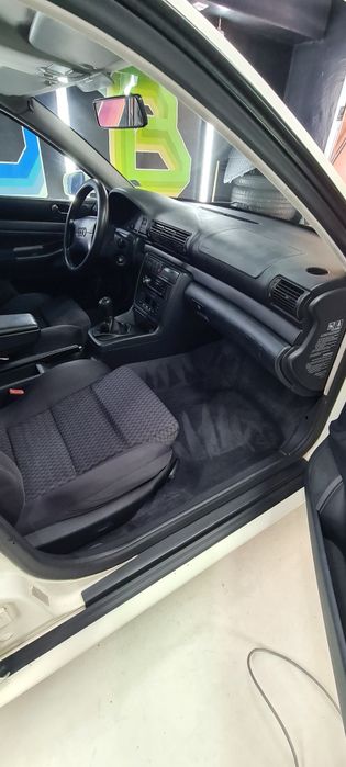 AUDI A4 S-Line 1.6 101к.с