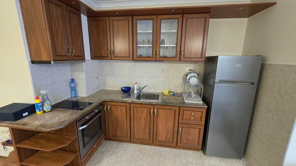 Център двустаен апартамент обзаведен