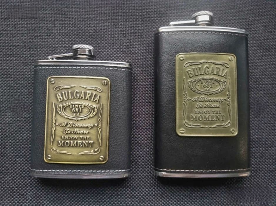 Манерки България,два цвята,три размера